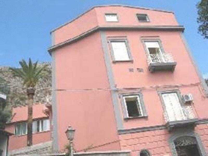 Villino Castellano Apartments Meta Εξωτερικό φωτογραφία