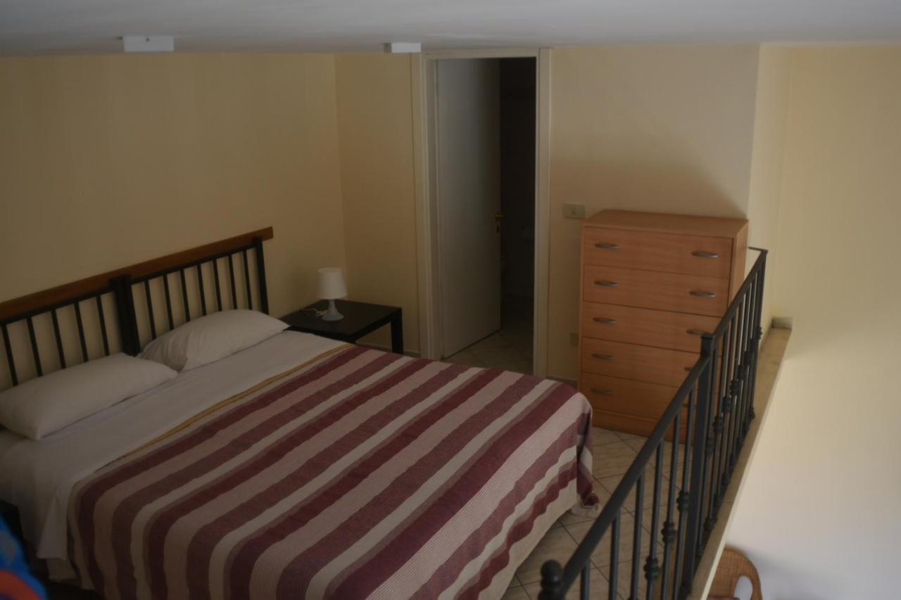Villino Castellano Apartments Meta Εξωτερικό φωτογραφία
