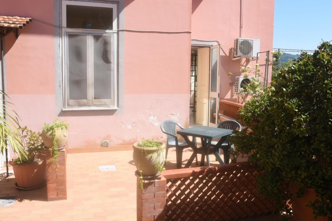 Villino Castellano Apartments Meta Εξωτερικό φωτογραφία