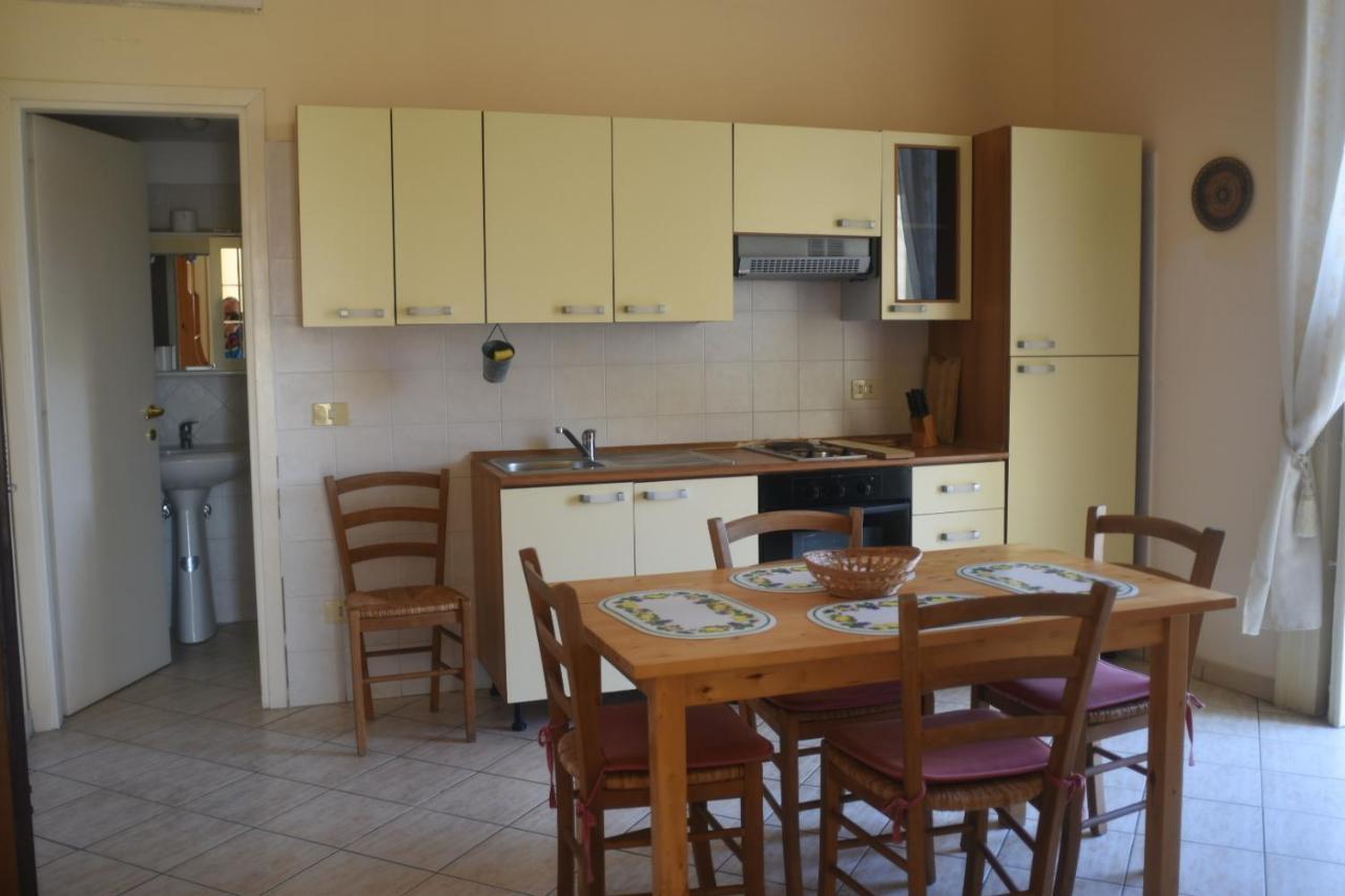 Villino Castellano Apartments Meta Εξωτερικό φωτογραφία